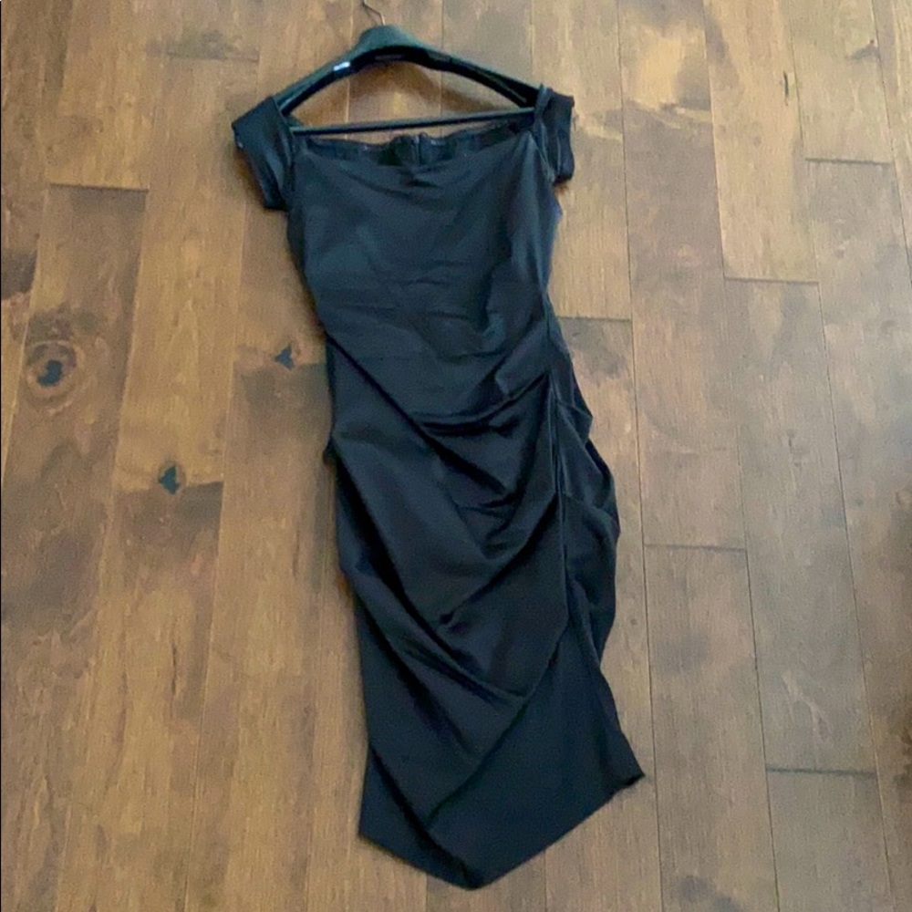 Nicole Miller stretchy for awesome curves